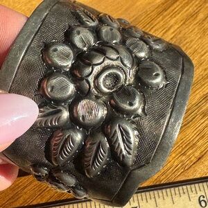 Stunning Sterling silver floral cuff bracelet